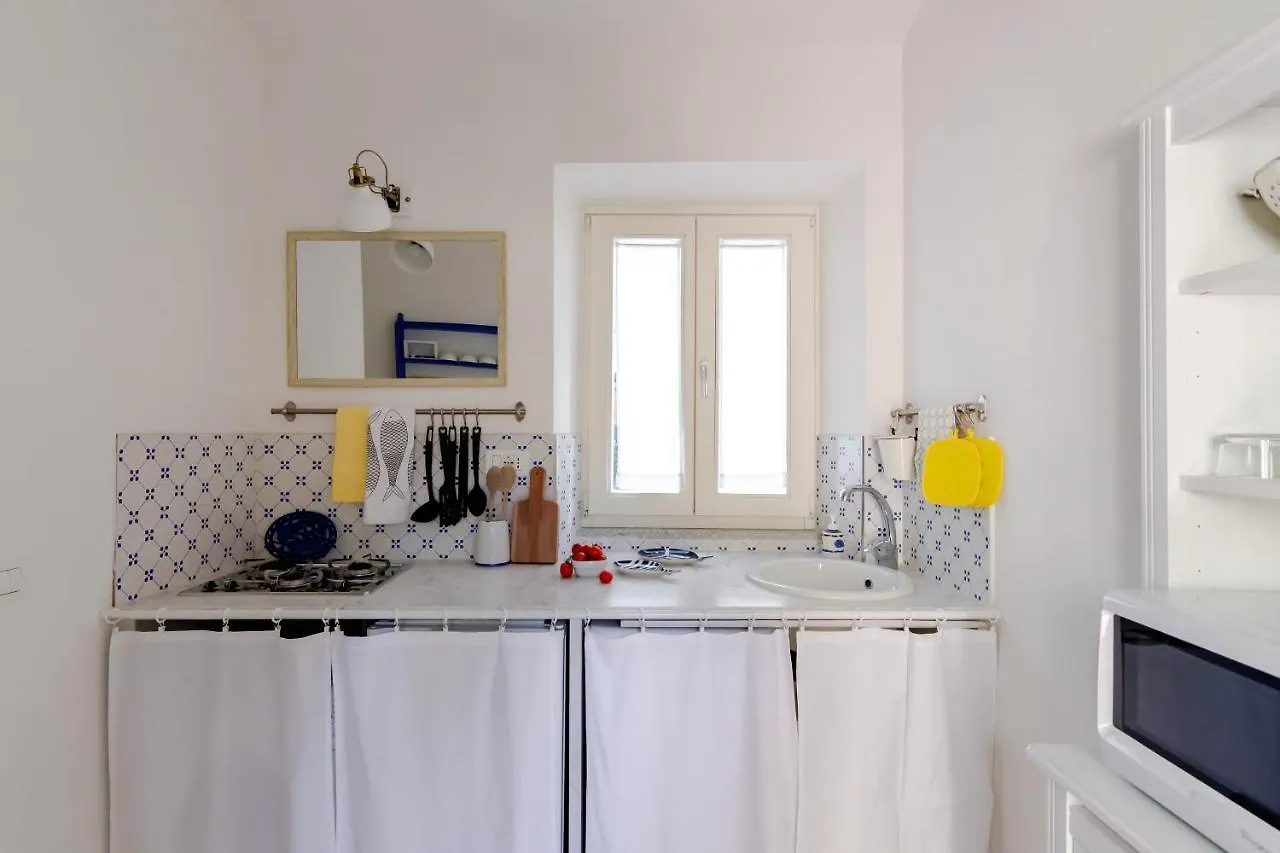 Apartment Casetta Le Scalinate - Marina Di Campo Italy